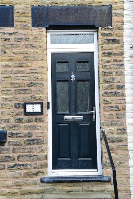 バーンズリーDelightful 2 Bed Town Centre House, Sleeps 4アパートメント エクステリア 写真